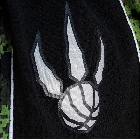 Mitchell Ness Mens NBA Toronto Raptors Swingman Basketball Shorts Camo L NWT - Picture 3 of 13